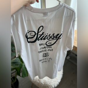 🌟 Authentic Stussy World Tour White Tee - unisex - L